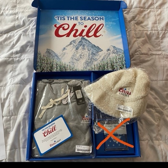 Coors Light Gift Box - Picture 1 of 1